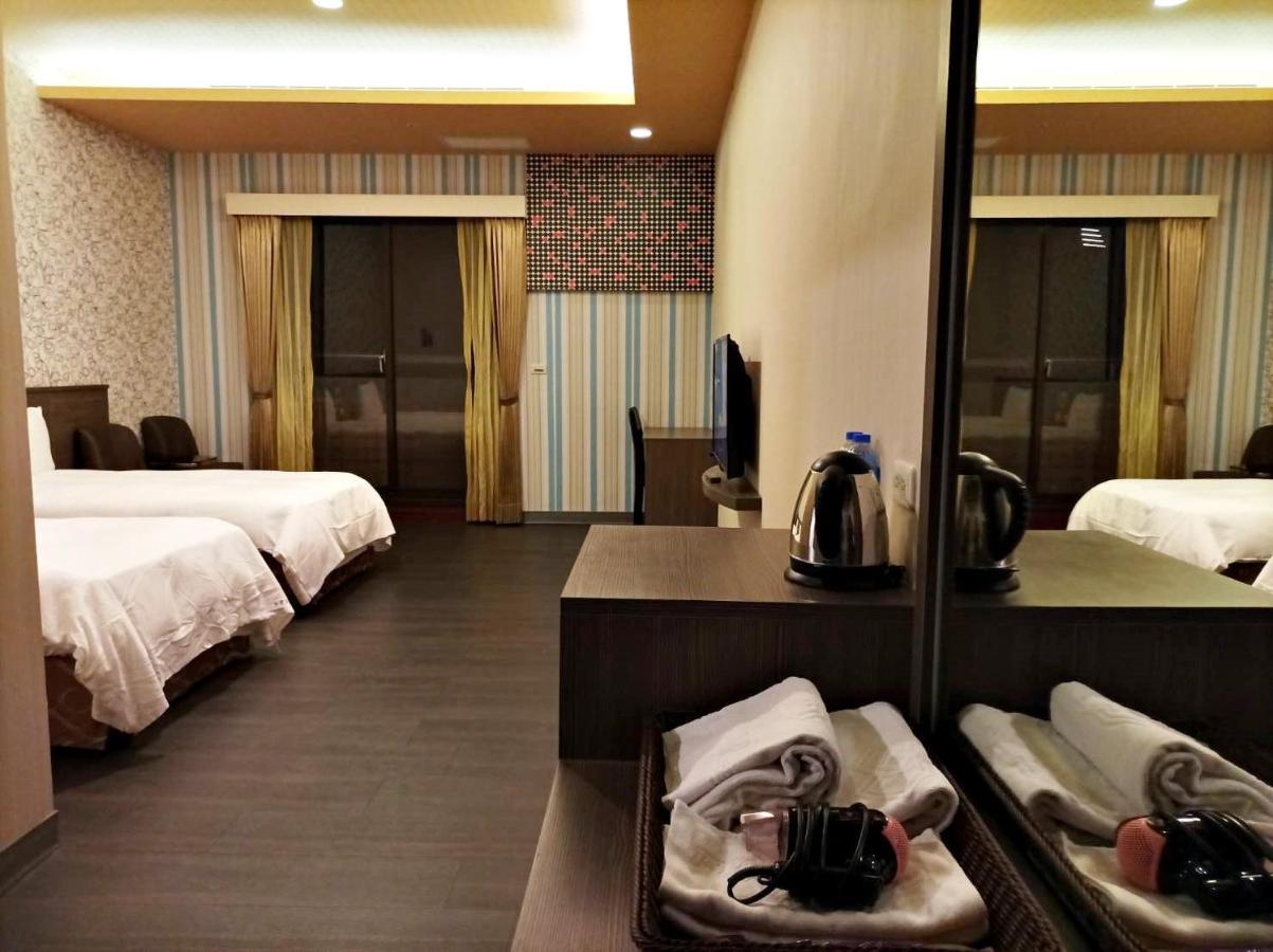 Crystal Hotel Пули Екстериор снимка