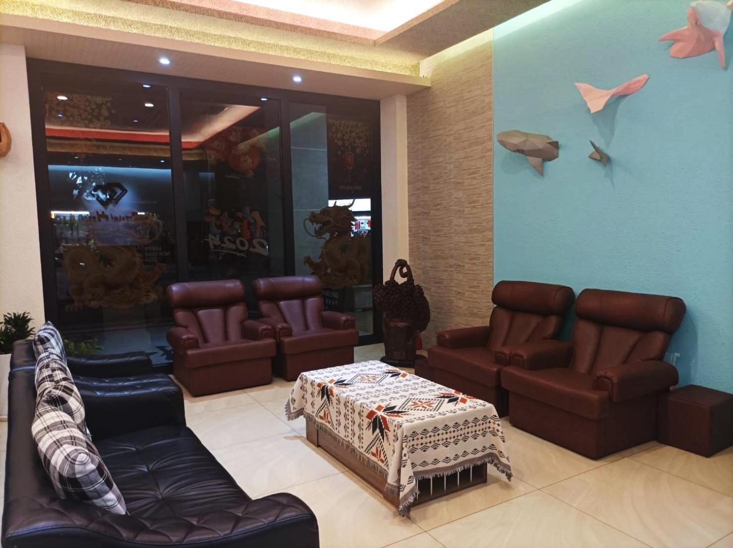 Crystal Hotel Пули Екстериор снимка