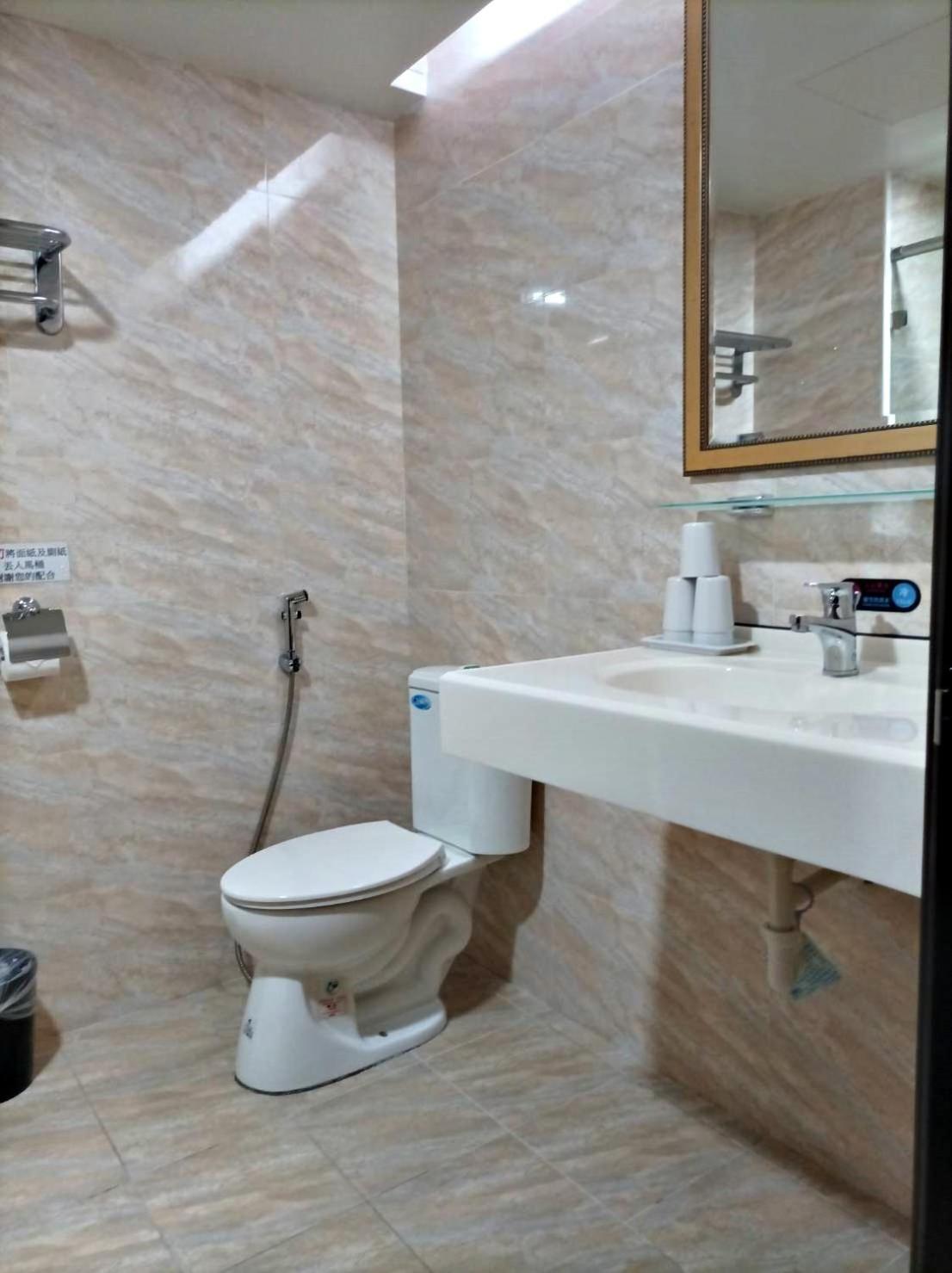 Crystal Hotel Пули Екстериор снимка