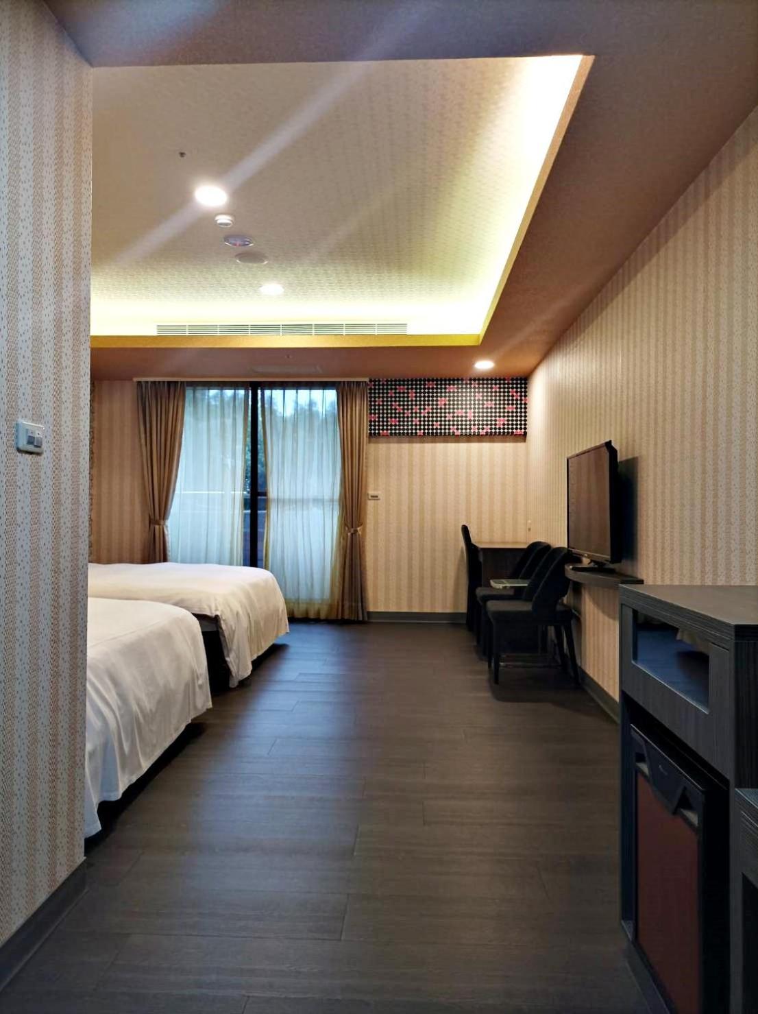 Crystal Hotel Пули Екстериор снимка
